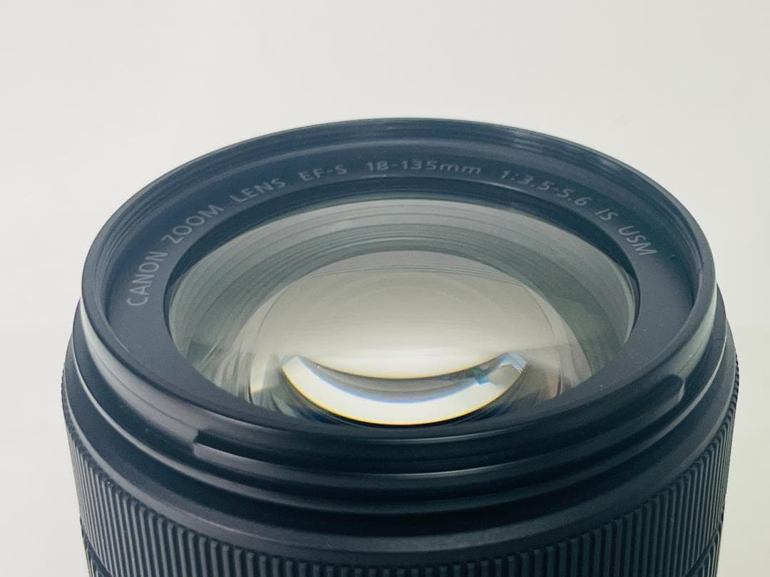 【新同品】Canon EF-S 18-135mm F3.5-5.6 IS USM