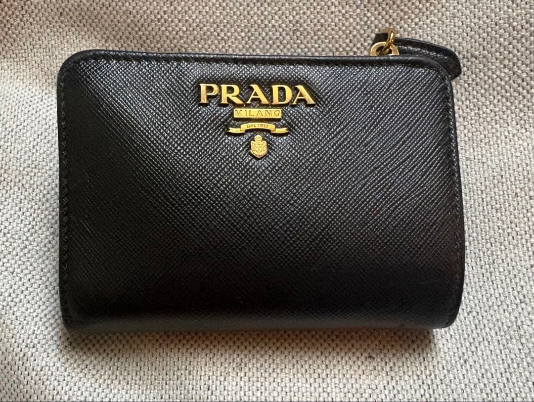 最終値下げ　PRADA サフィアーノマルチカラー財布