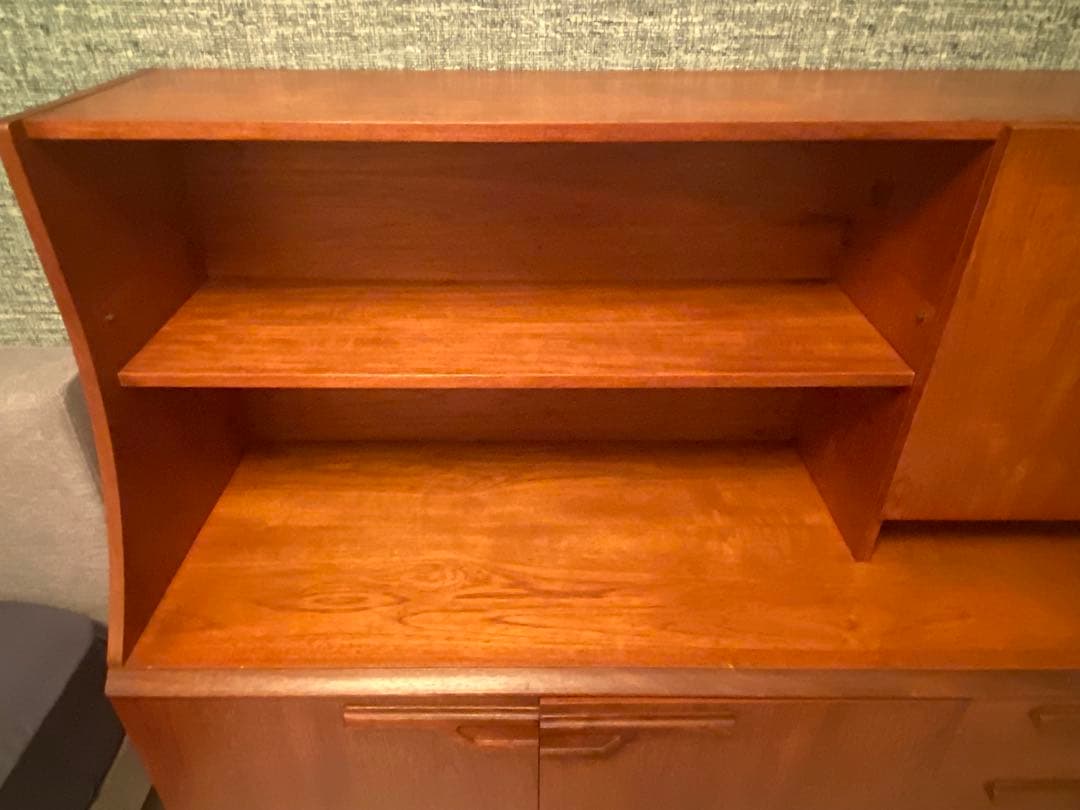 【最終値下】イギリス　ヴィンテージサイドボード