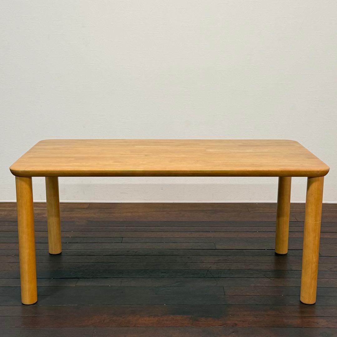 H111C19 カリモク karimoku ダイニングテーブル 四本脚