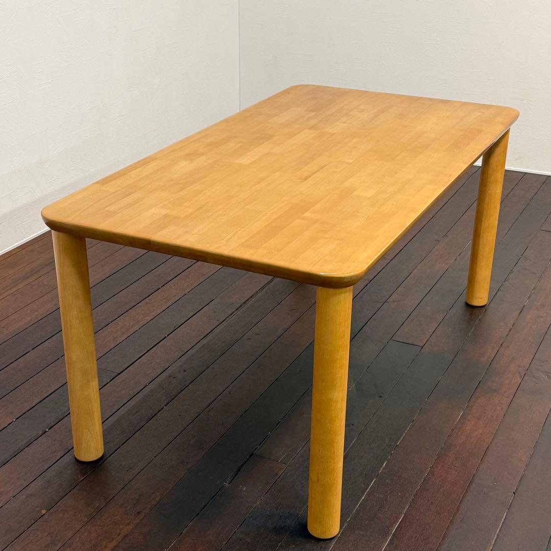 H111C19 カリモク karimoku ダイニングテーブル 四本脚