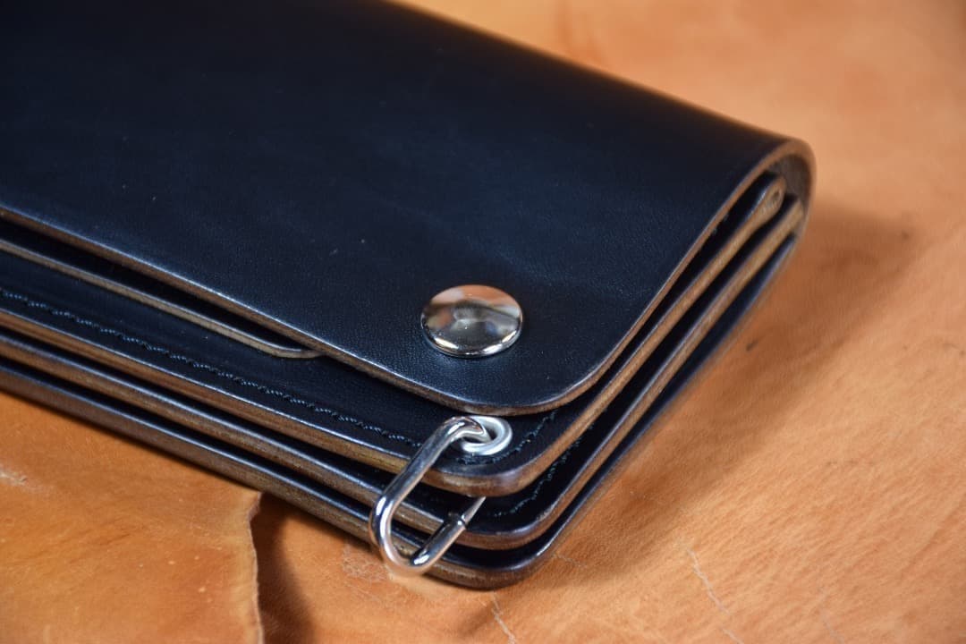 トラッカーウォレット MARYAM社　馬革 　ホースバット　茶芯　黒