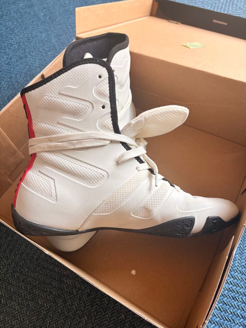 値下げ中！TITLE BOXING ボクシングシューズ ホワイト