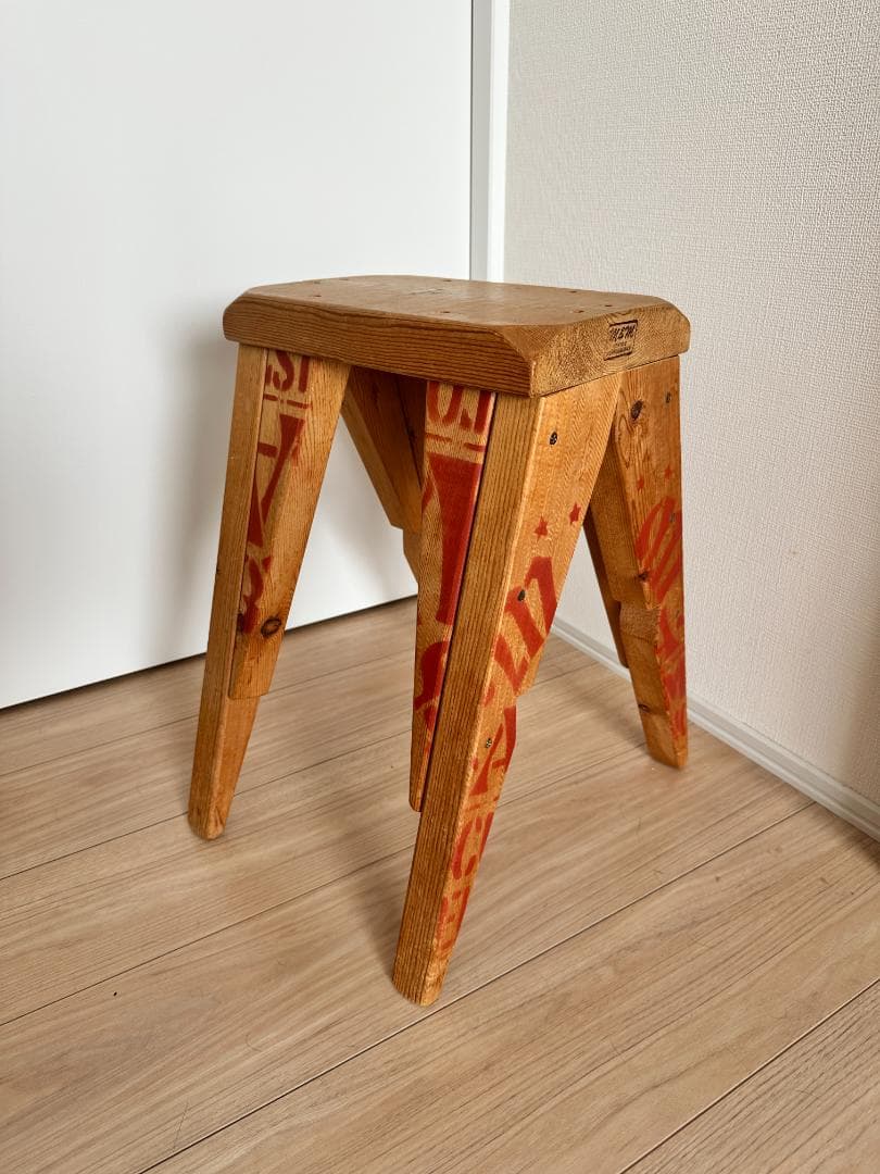 M&M CUSTOM PERFORMANCE FURNITURE 角スツール 小