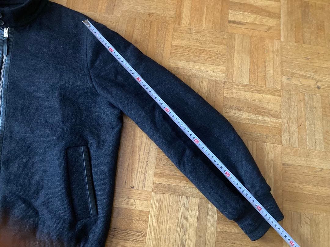 ルイ・ヴィトンカシミア100%ブラックジップアップジャケット