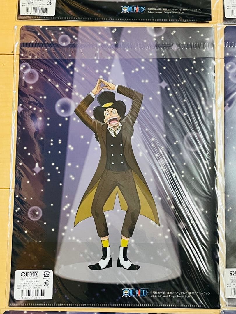 ワンピースタワー 限定 2016 春 クリアファイル ルフィ ゾロ ロビン ナミ