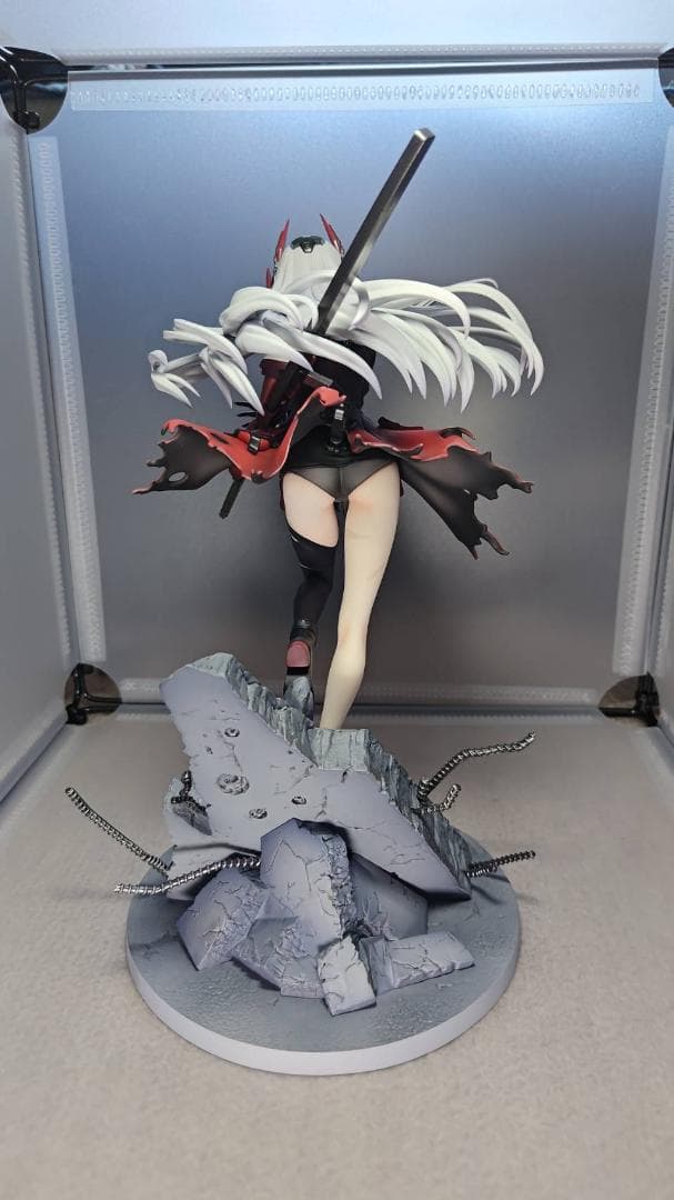 パニシング：グレイレイヴン　ルシア・深淵ノ紅 フィギュア