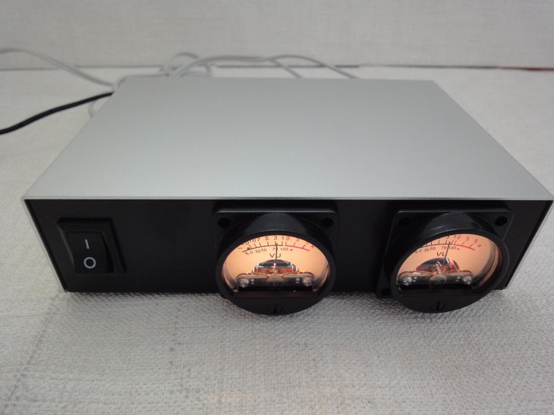 自作ステレオVUメーター（新品丸型コンパクトタイプ）210号機