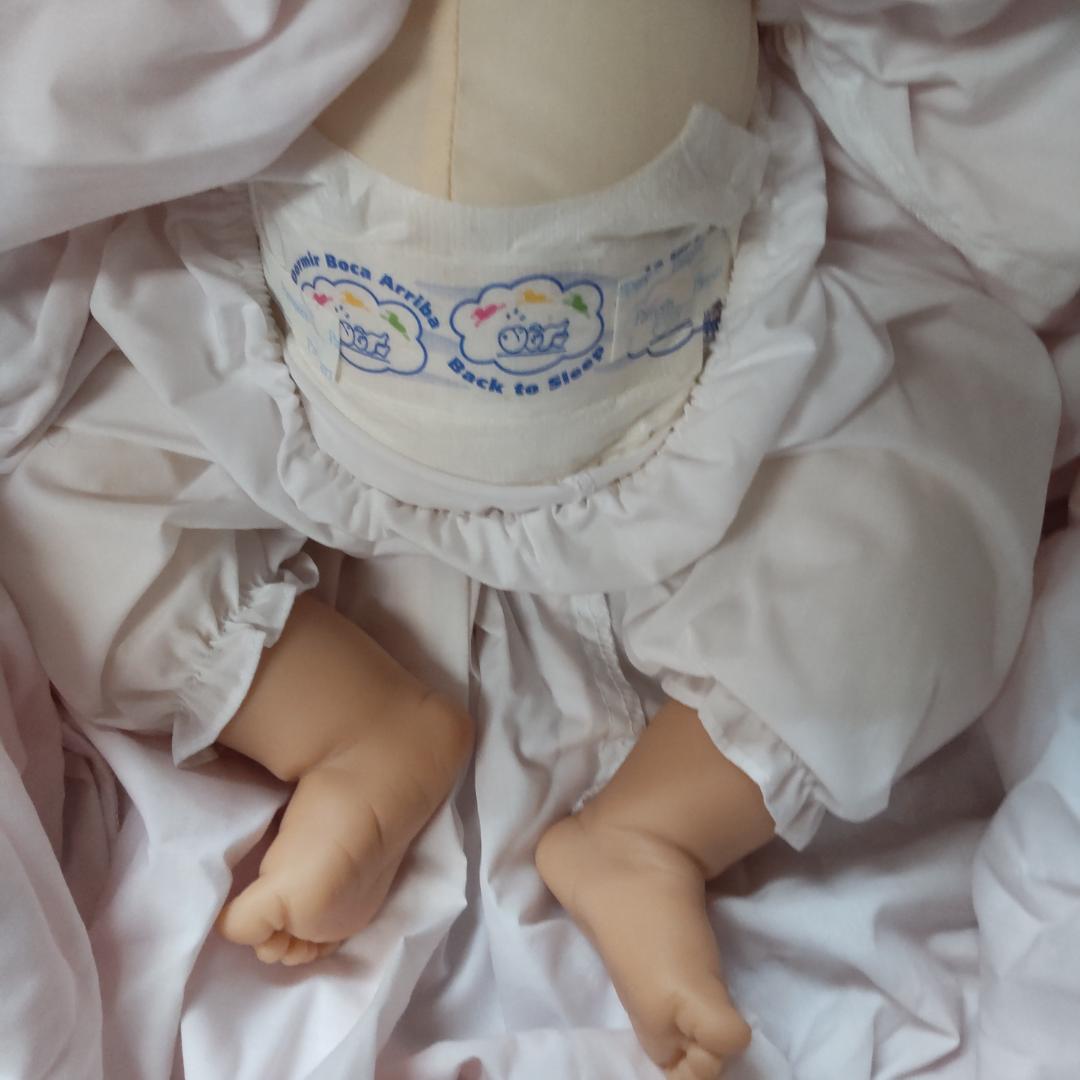 リーミドルトン　LEE MIDDILTON　リボーンドール　洗礼服　赤ちゃん人形