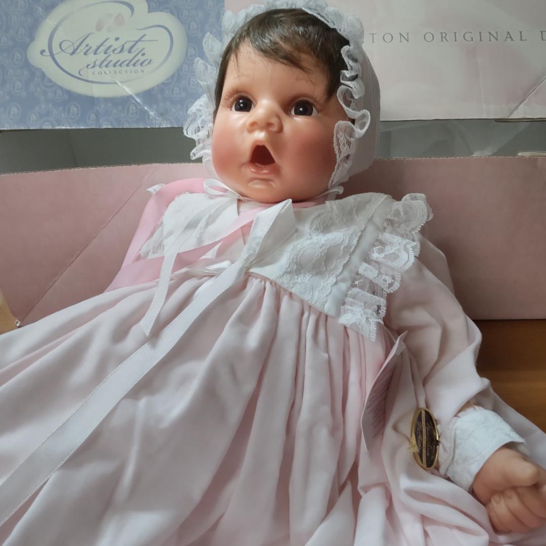 リーミドルトン　LEE MIDDILTON　リボーンドール　洗礼服　赤ちゃん人形