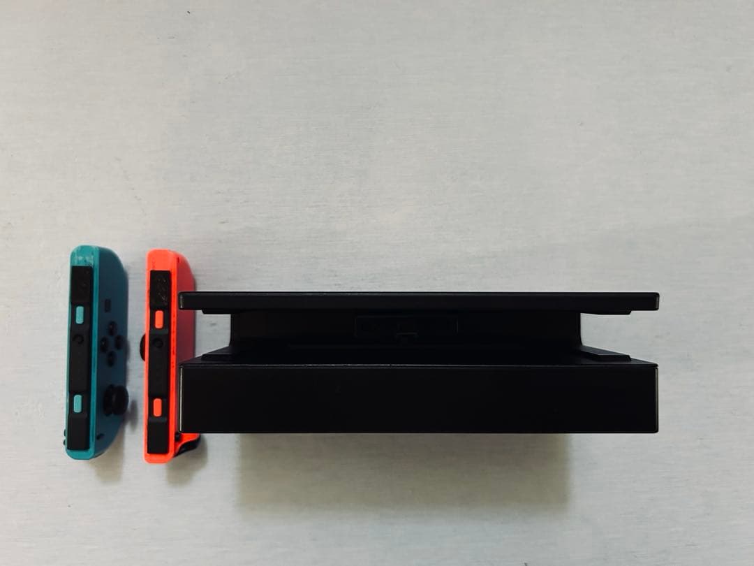 Nintendo Switchセット　ネオンブルー/レッド(バッテリー強化版)