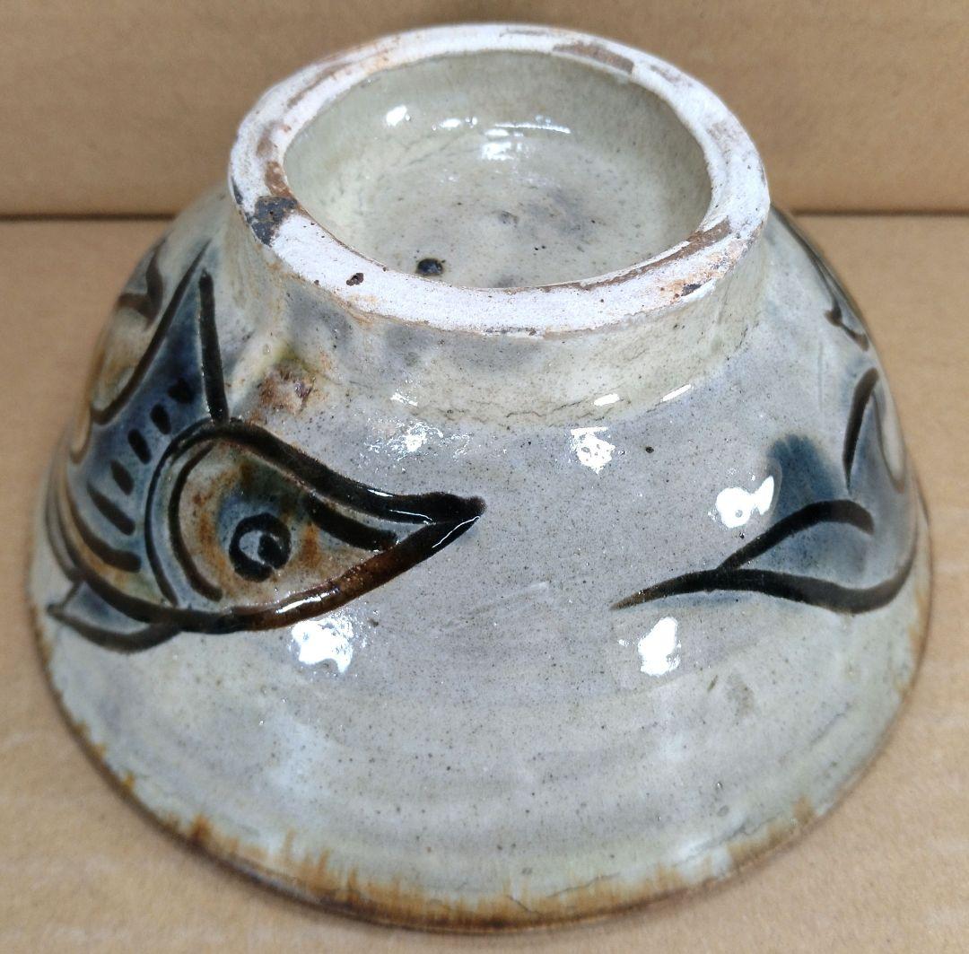 【本物保証】金城次郎 魚紋マカイ(壷屋焼 魚紋茶碗）共箱 栞 美品 やちむん