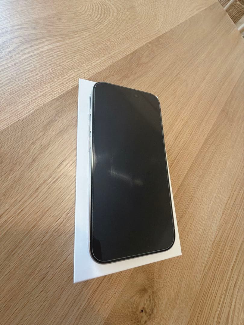 Apple iPhone 15Pro 128GB ホワイトチタニウム