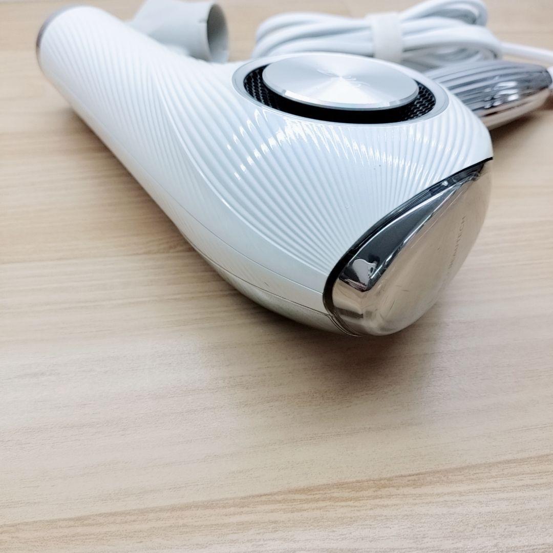 ほぼ未使用品⚡️ノズル付き Refa リファ ビューティック ドライヤー MTG