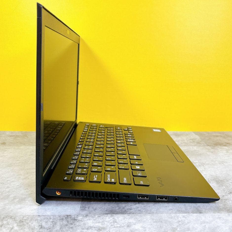 小型軽量❣ⅰ5 ✨快適SSD✨薄型 カメラ付き フルHD Win11 仕事や趣味