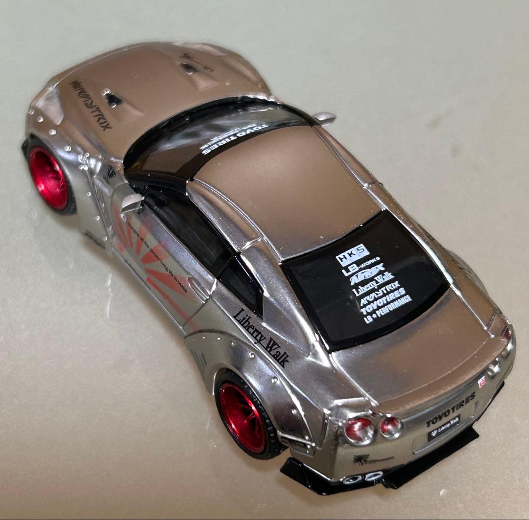 MINIGT 1/64 LBWK ニッサン GT-R R35