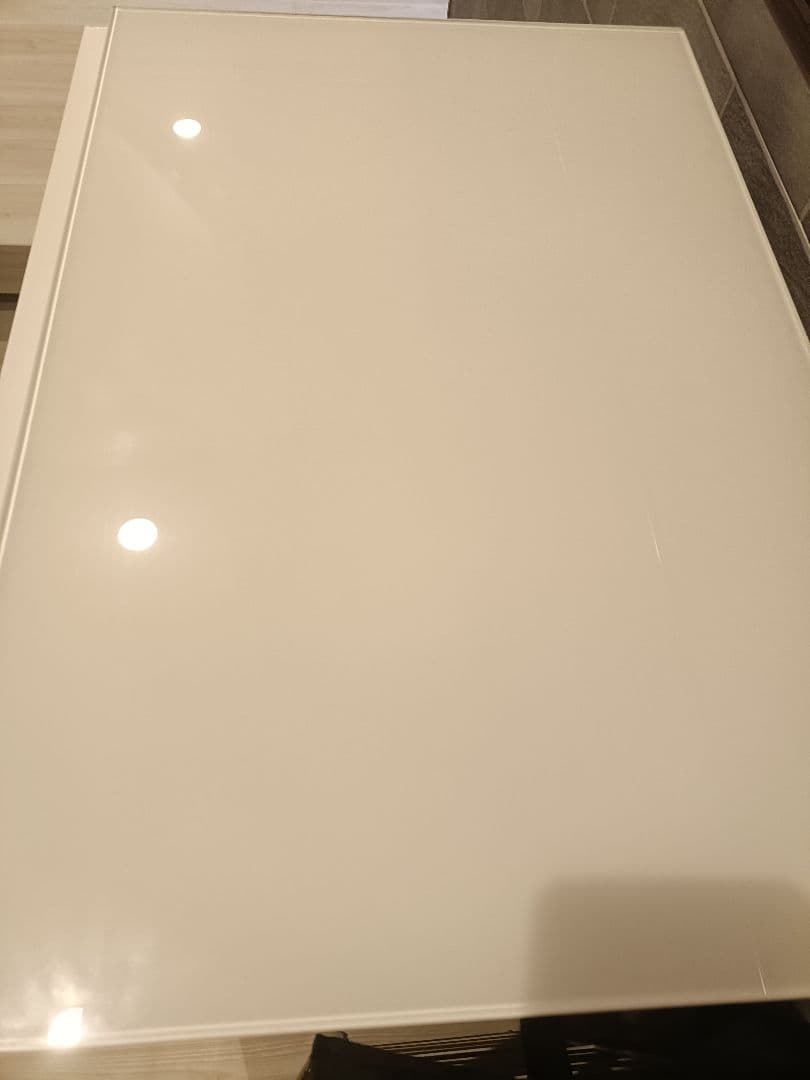 ホワイトキャビネット ガラス扉付き 3引き出し