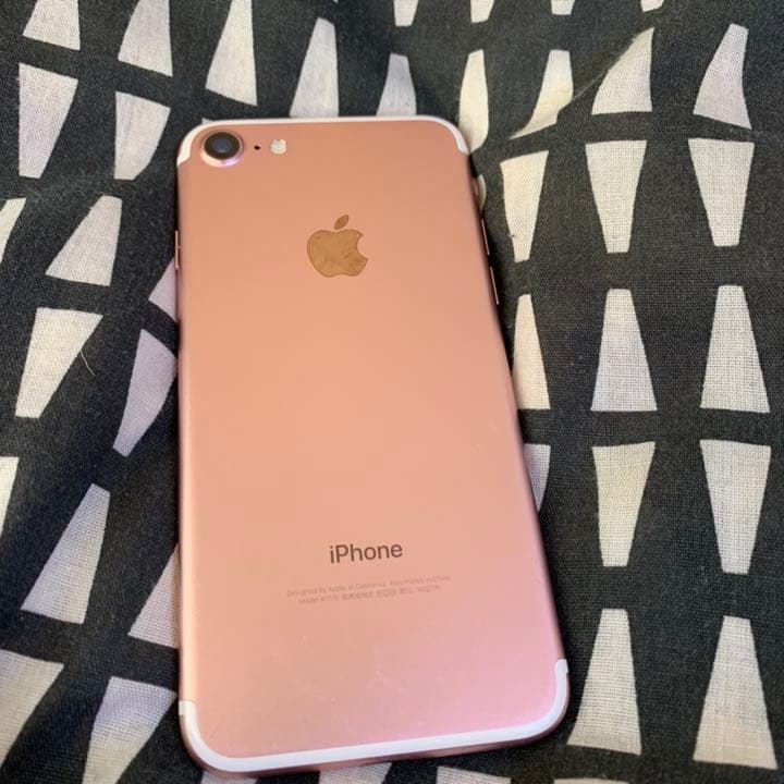 スマートフォン本体 iPhone 7 Rose Gold 128 GB au