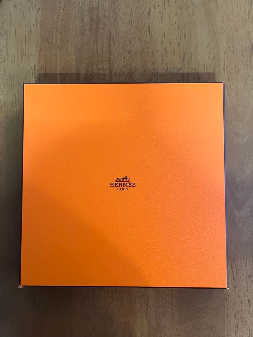 HERMÈS オレンジ カシミヤ マフラー