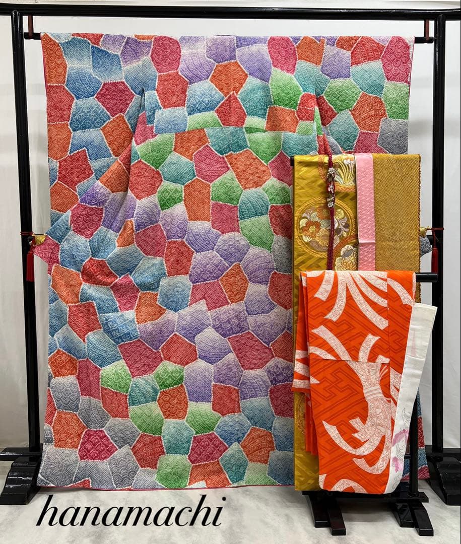 豪華！総絞り　名品　振り袖　フルセット　別誂長襦袢　総絵羽紋様　珍品　可愛い
