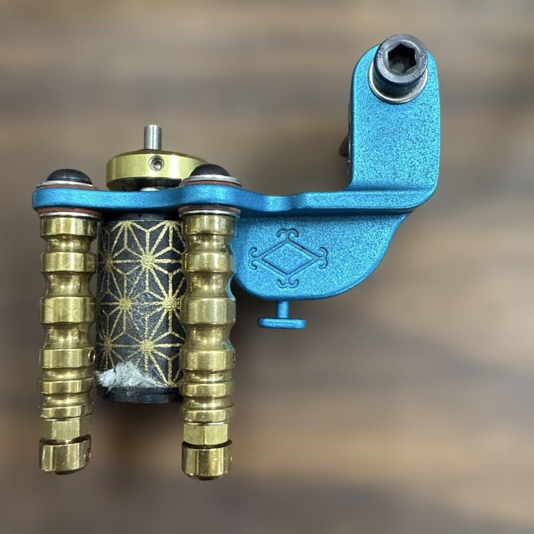 ウィザード・タトゥー・マシン　QUINKE ブルー　ロータリーマシン