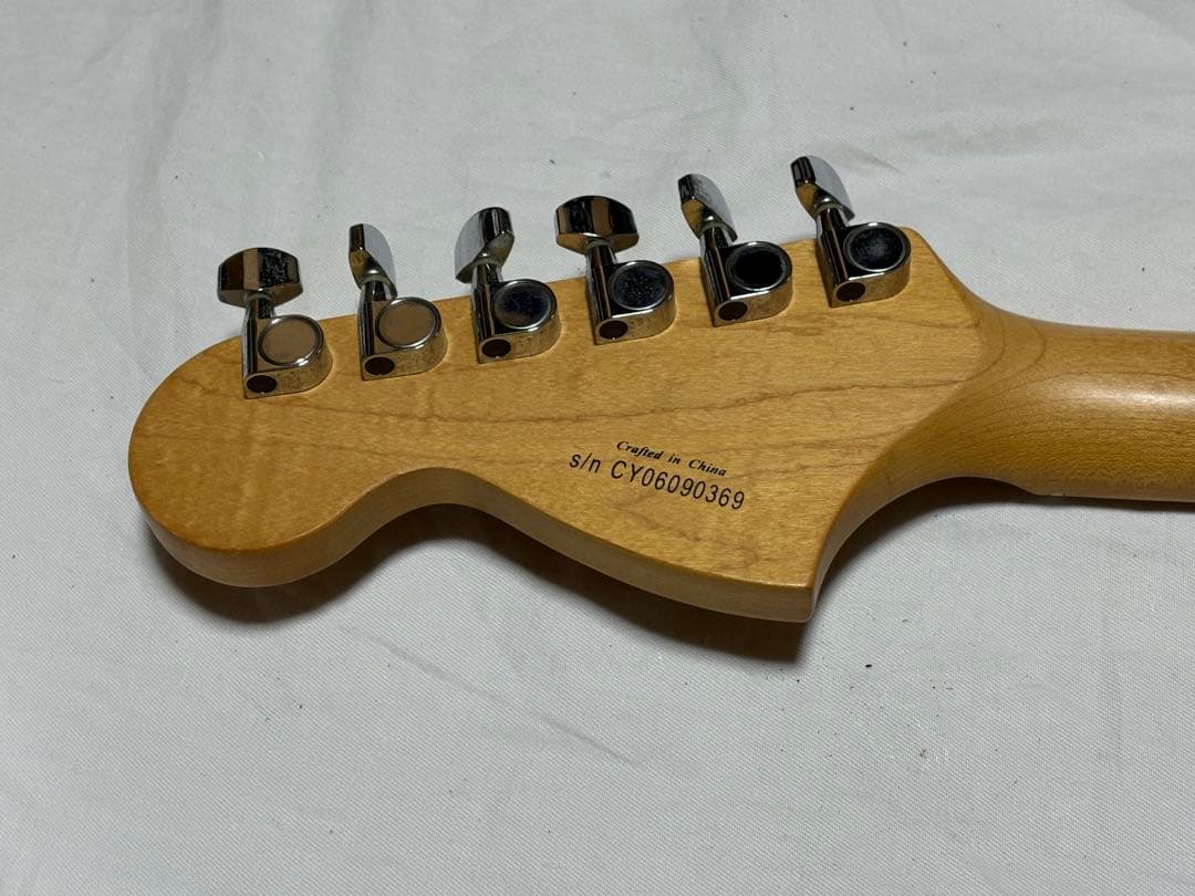 Squier by Fender エレキギター　ソフトケース付1916-01-3