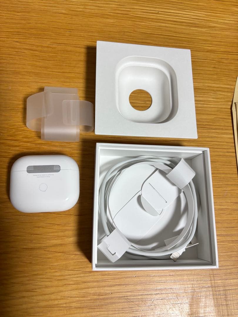 【正規品】Apple AirPods 第3世代（動作確認済み）