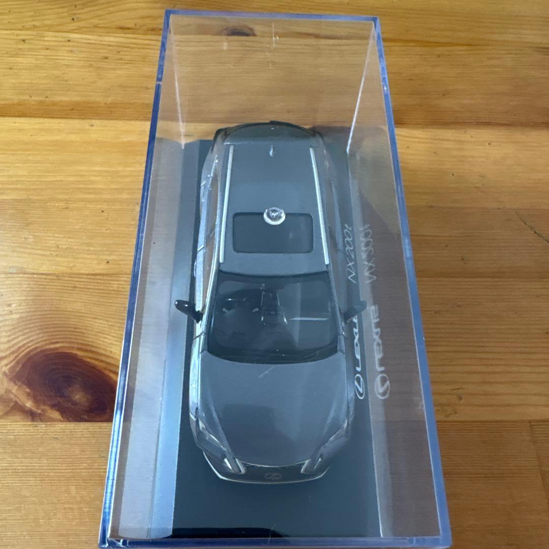 LEXUS NX 200t ミニカー 1/43 グレー 京商