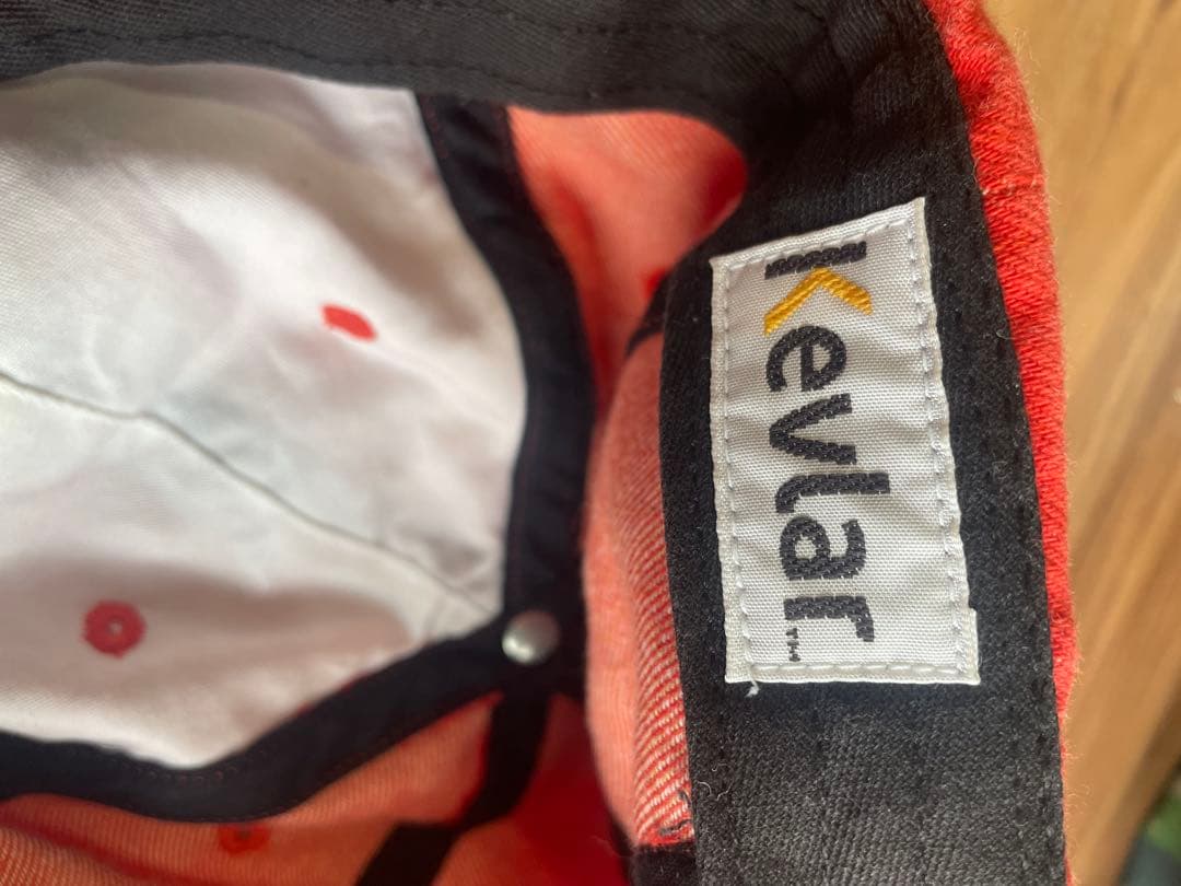 s*u様 supreme kevlar キャップ レッド