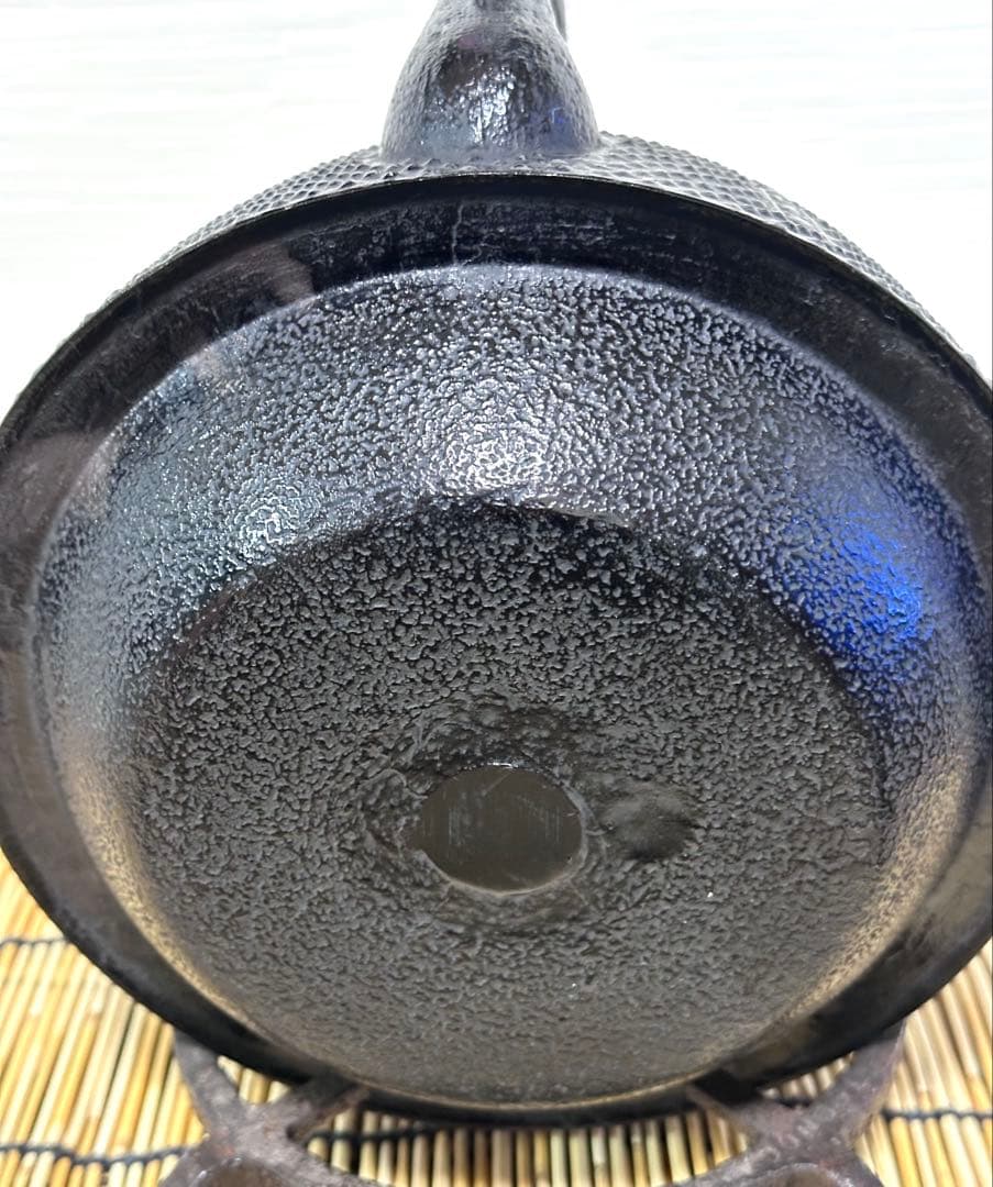 未使用、保管品　南部長寿堂造　１５型　鉄瓶　南部鉄瓶　南部鉄器　調理器具