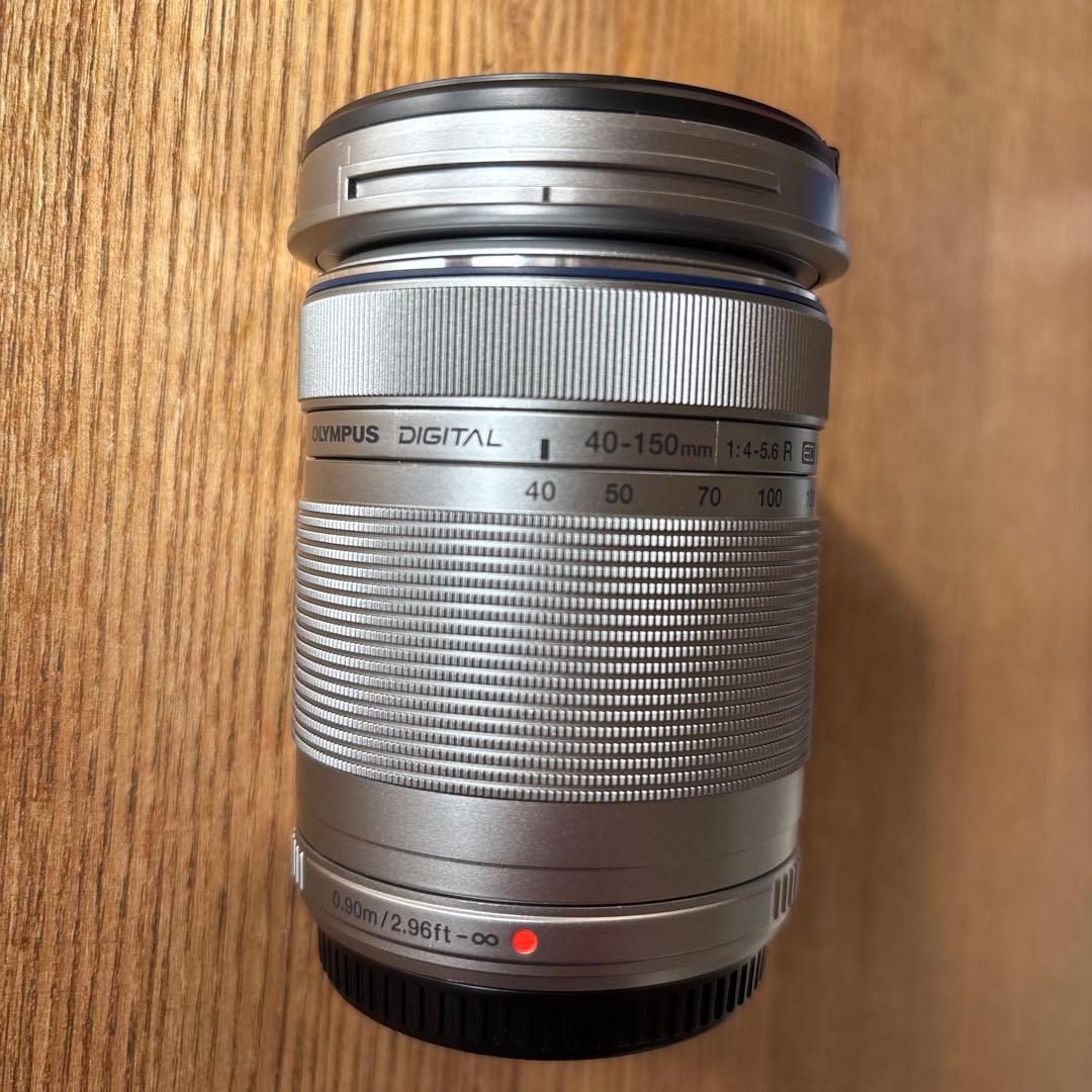 【新品未使用】OLYMPUS 40-150mm f/4-5.6 ズームレンズ