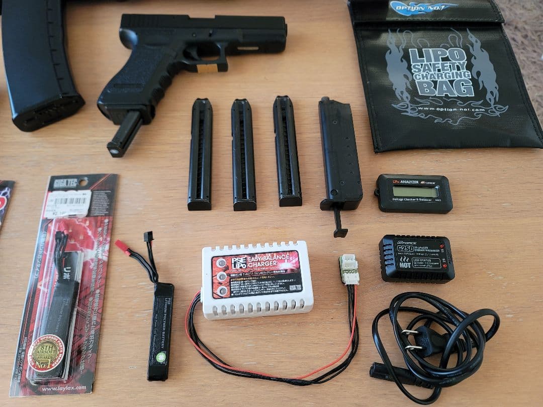 【即参戦キット】東京マルイ　AK102 ／ GROCK 18C