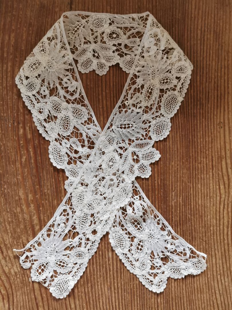 アンティークベルギー デュセス＆プリンセスレース ロングショール 向日葵の花と葉