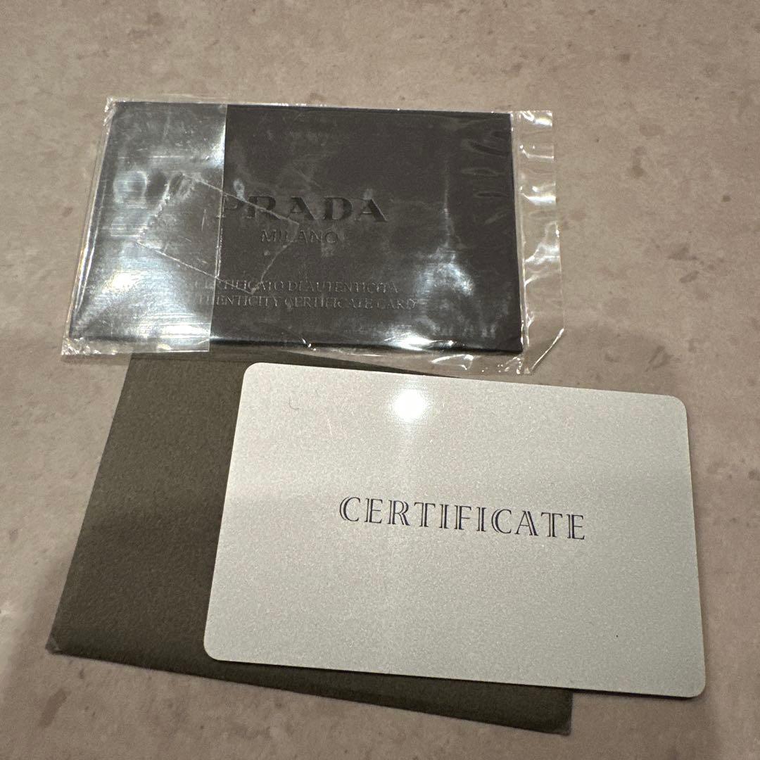 美品✨プラダ　トートバッグ　三角ロゴ　テーストナイロン　ネロ　ブラック　A4