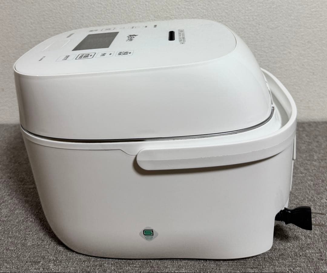 【美品】東芝TOSHIBA IH炊飯器 RC-18VSR 10合炊き 動作保証