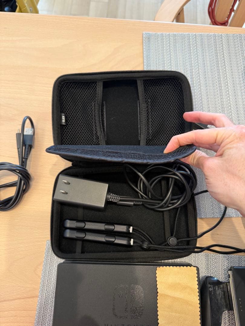 【お得5点セット】Nintendo Switch 本体 青/赤 Joy-Con