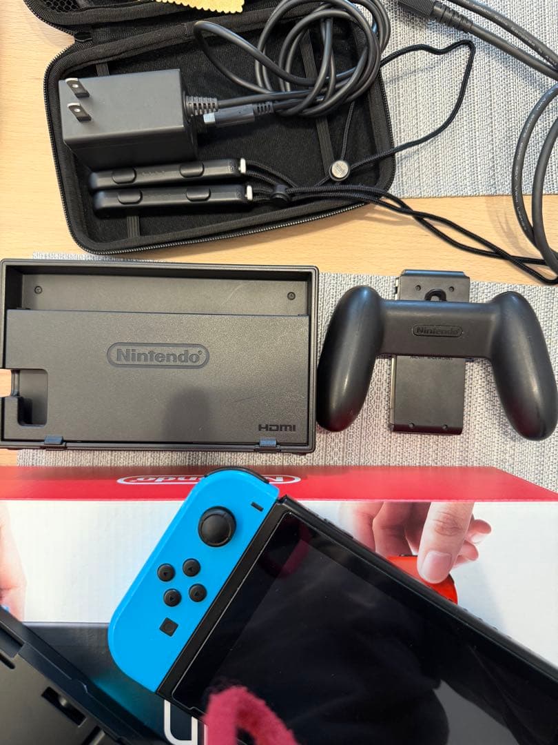 【お得5点セット】Nintendo Switch 本体 青/赤 Joy-Con