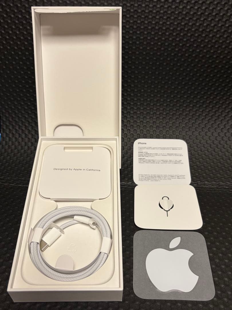 美品 最大容量86% Apple iPhone 15 ブルー 本体 128GB