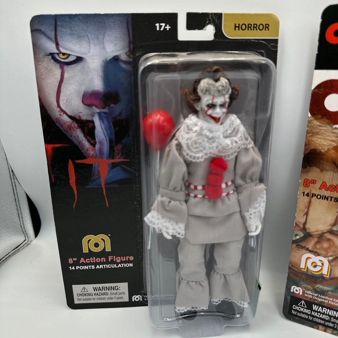 未開封ITペニーワイズとチャッキーのアクションホラーフィギュア