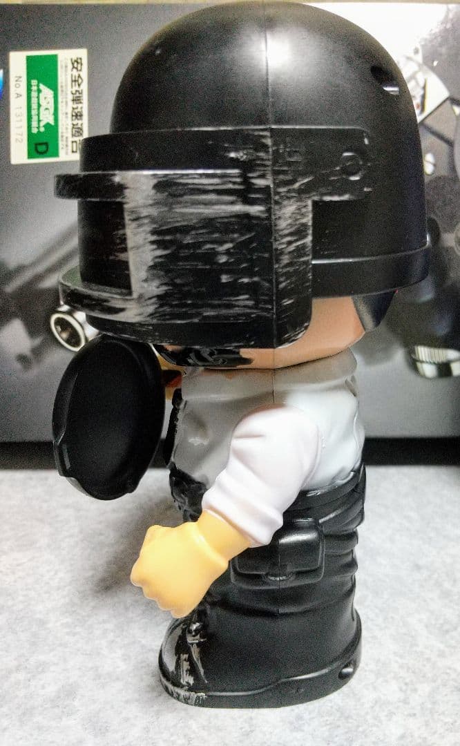 東京マルイ・M92Fクロームステンレス・ガスブローバックガン&ロボット的セット