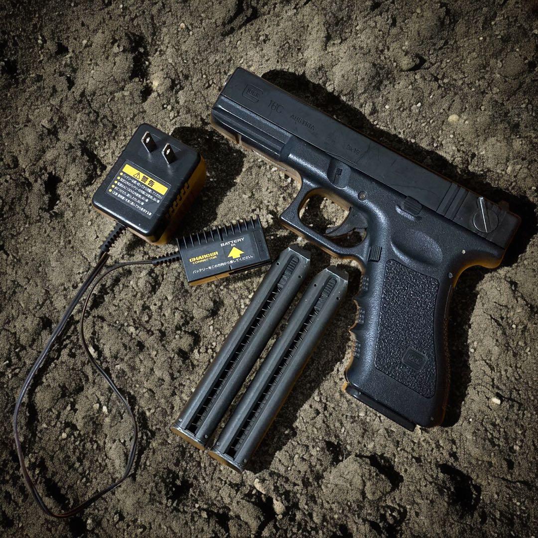 東京マルイ グロック18C バッテリー 充電器 マガジン付