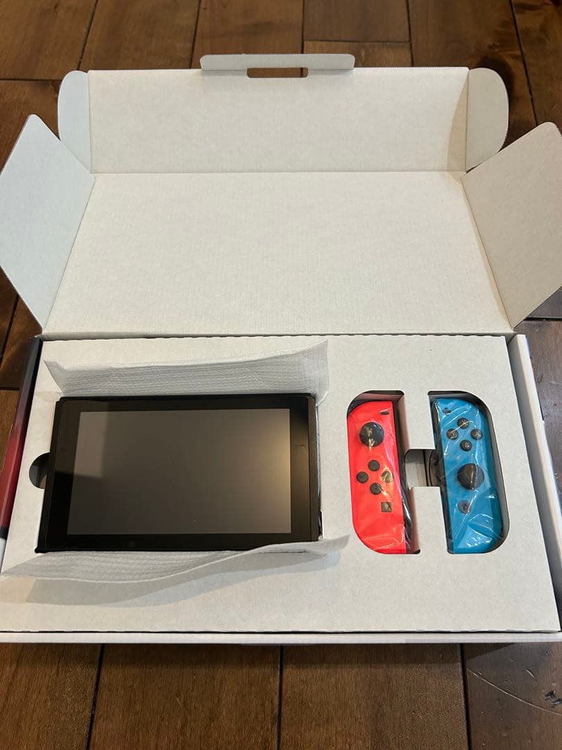 Nintendo Switch ネオンブルー/ネオンレッド　本体　スイッチ本体