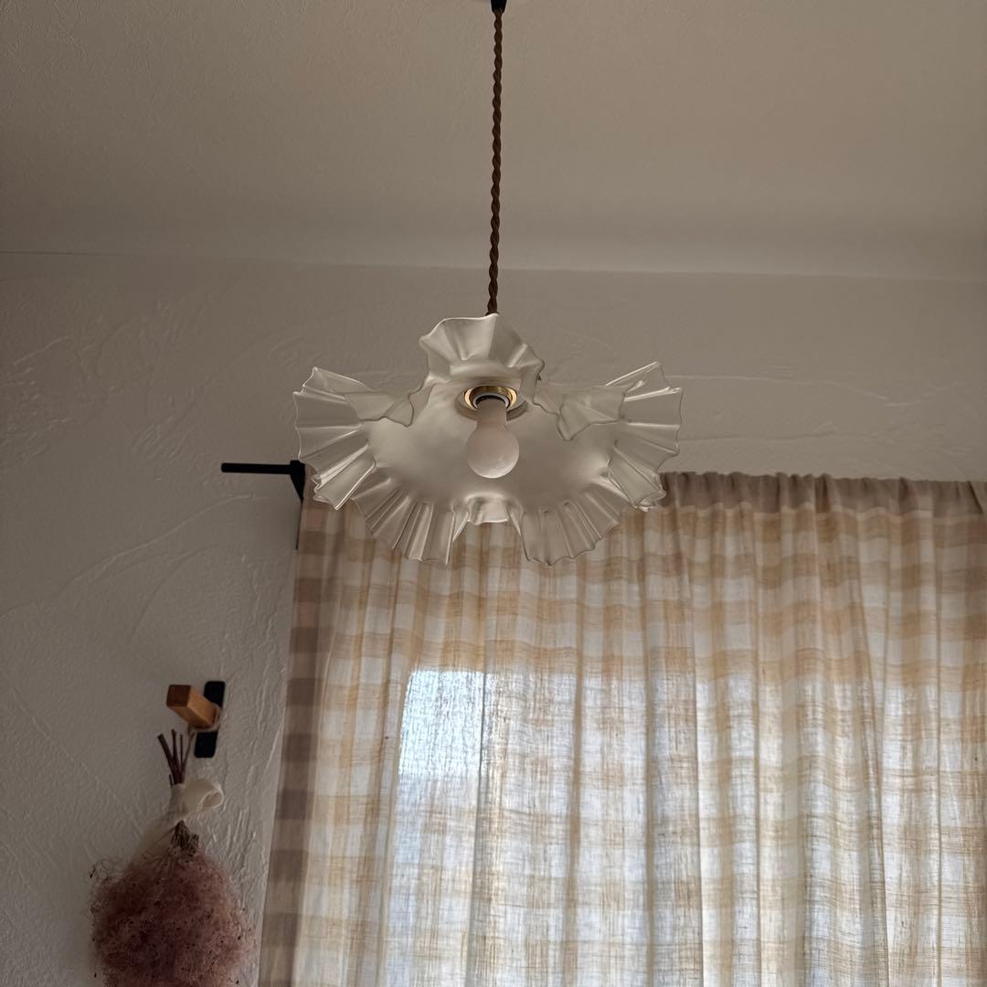 フランスアンティーク　ガラスシェード　フロストガラス　フリルシェード