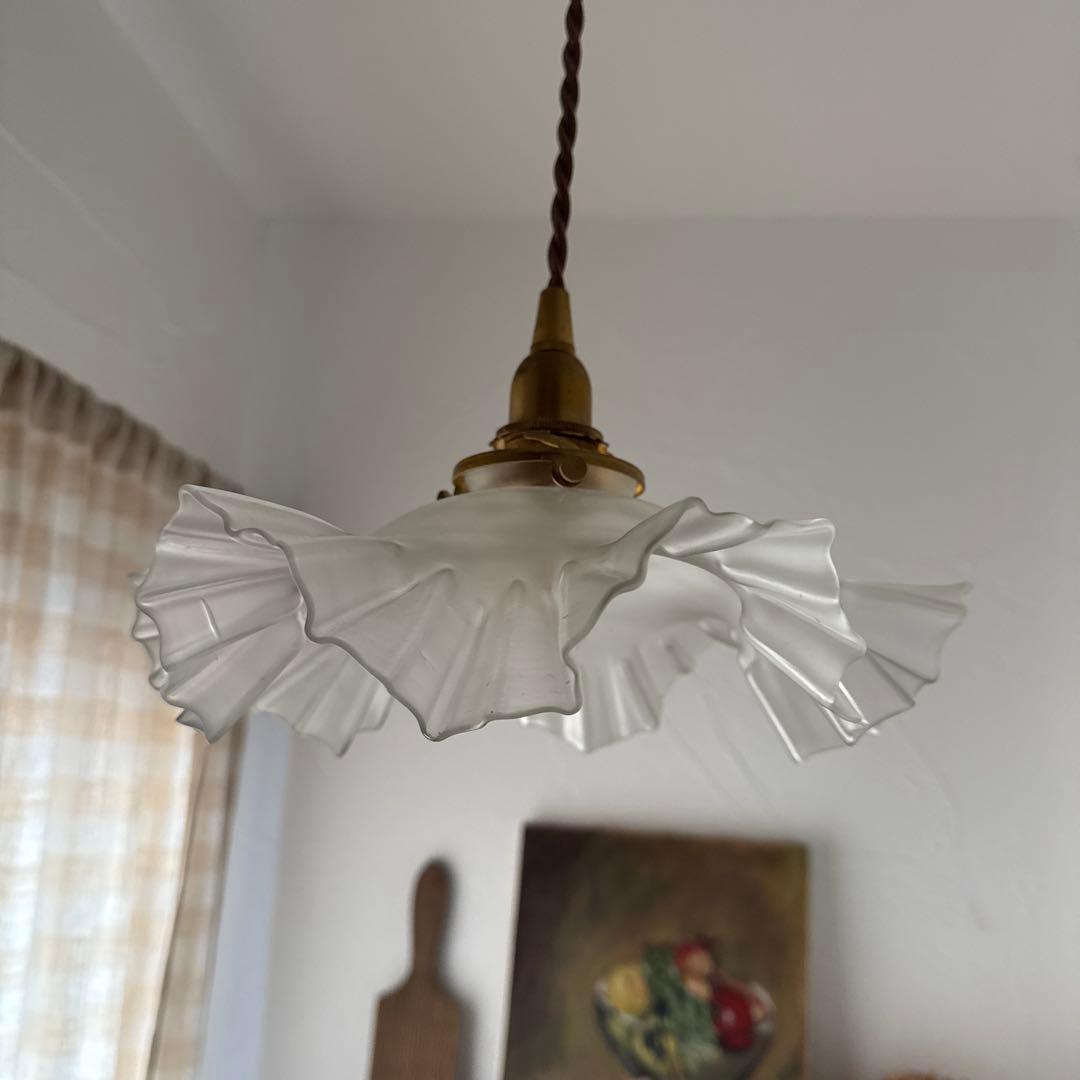 フランスアンティーク　ガラスシェード　フロストガラス　フリルシェード