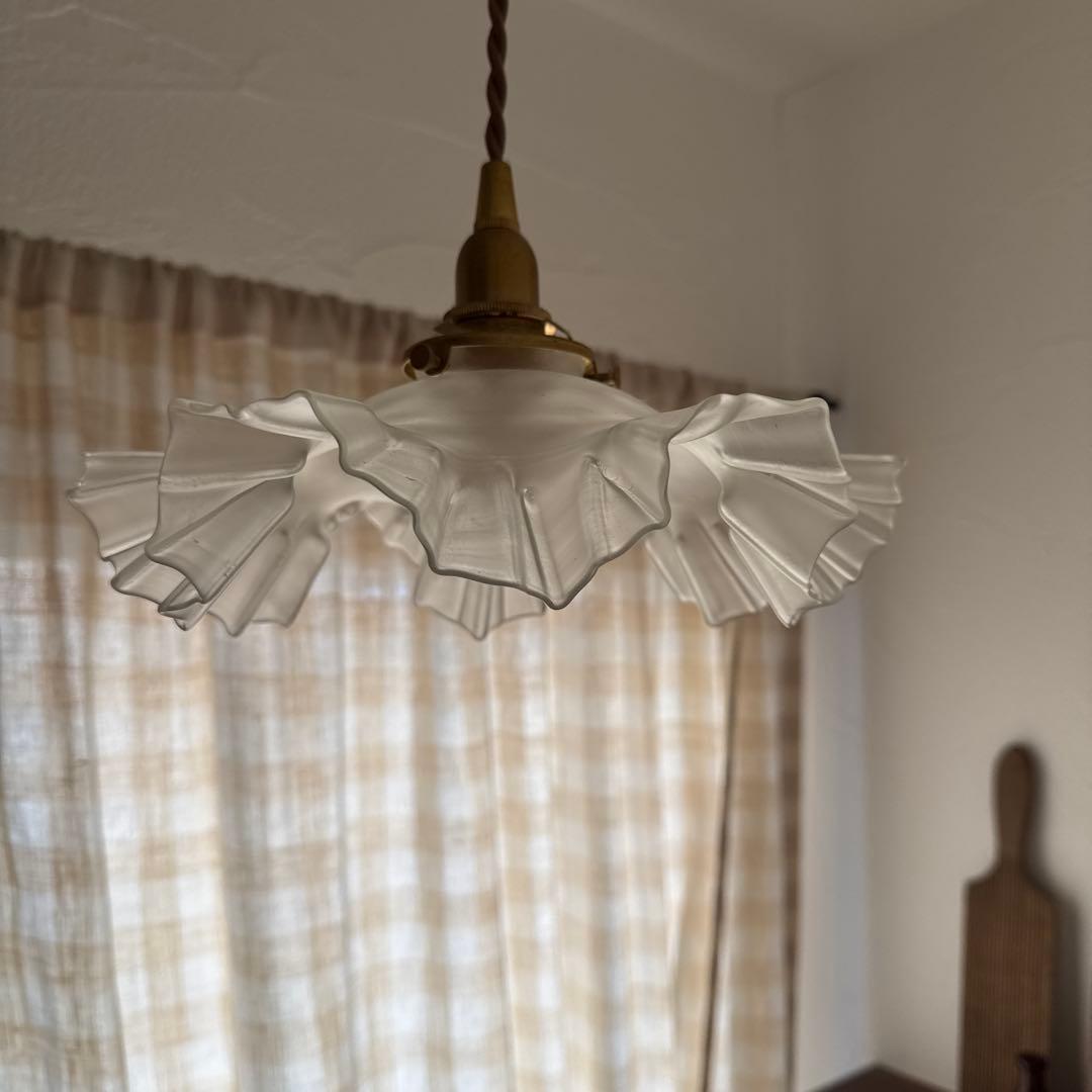 フランスアンティーク　ガラスシェード　フロストガラス　フリルシェード