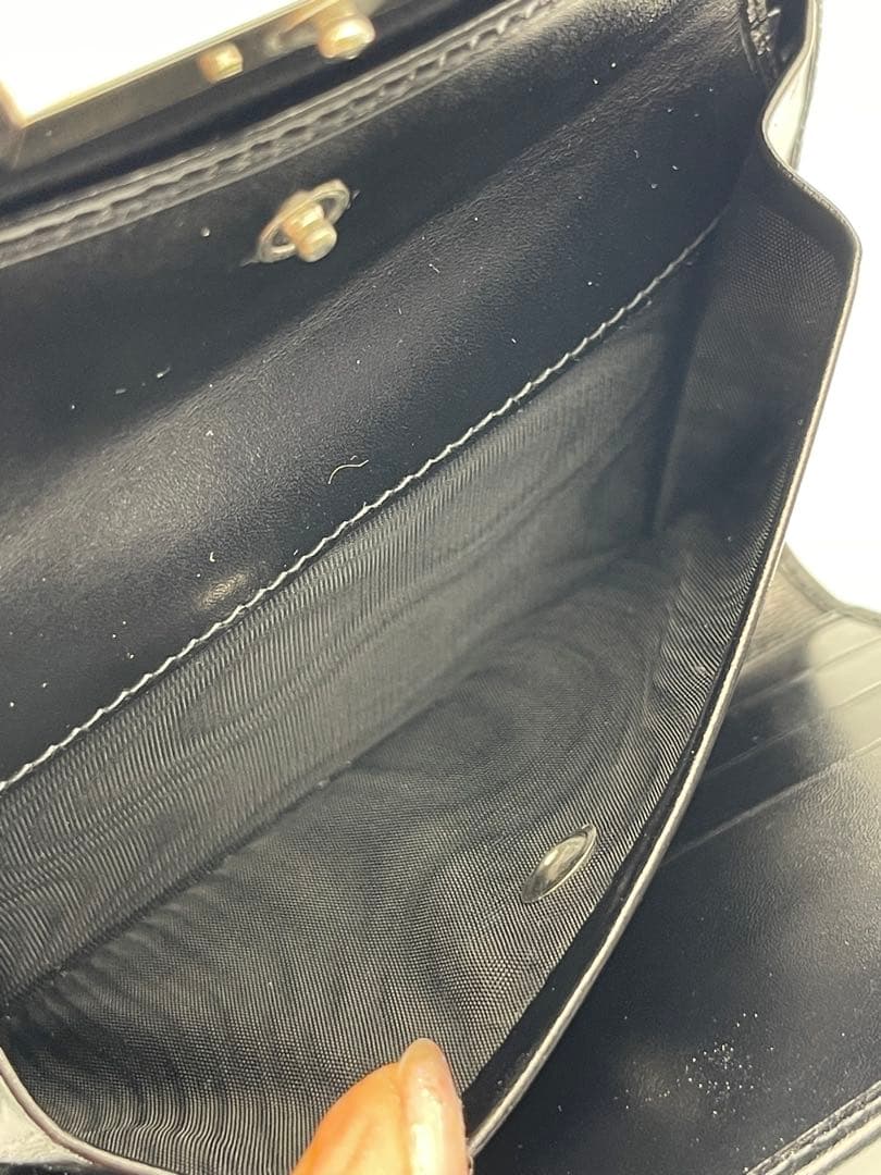 PRADA ブラックレザー 箱付き 未使用品 財布
