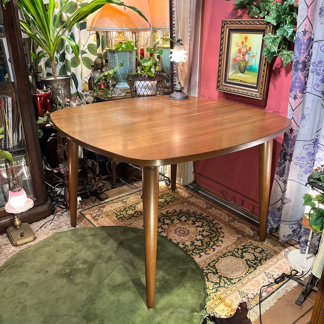 ヴィンテージ アッシュソリッド　ダイニングテーブル　丸テーブル