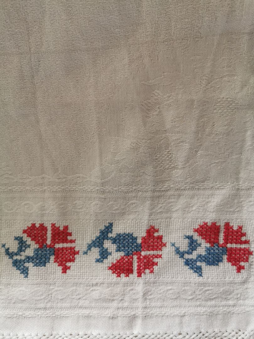 アンティークイタリア ダマスク織リネン カーネーション＆馴鹿 クロスステッチ刺繍