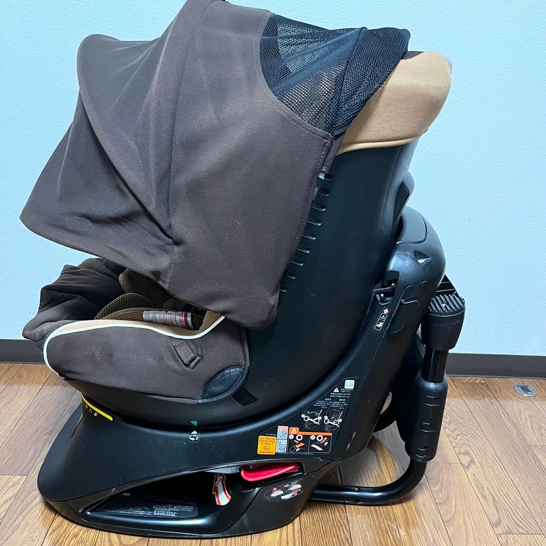 【極美品】エールベベ クルットNT2 チャイルドシート　シナモンブラウン