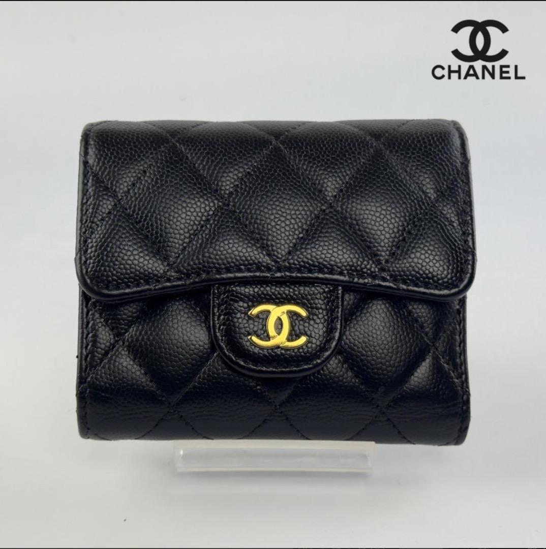 正規品　新型タイプ　シャネル　マトラッセ　ゴールド金具　フラップ　三つ折り財布